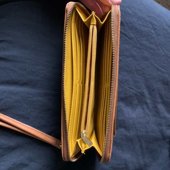 Wallet - Picture 3 of 3